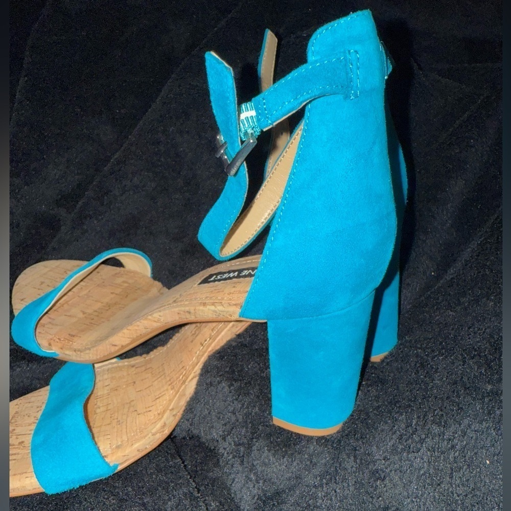 Nine West Blue Sandals with Minimalist Design - Picture 9 of 13